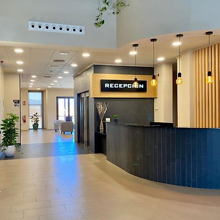 Hotel-Asador Montes Oretanos Pulgar Екстер'єр фото