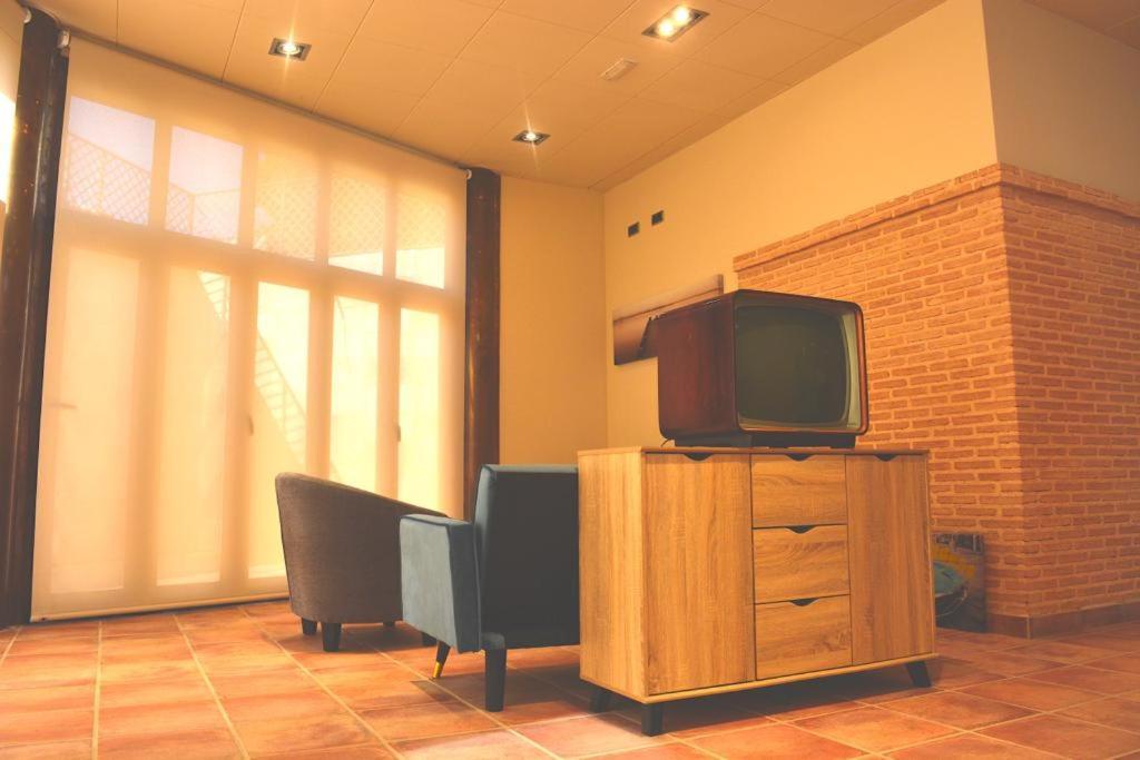 Hotel-Asador Montes Oretanos Pulgar Екстер'єр фото