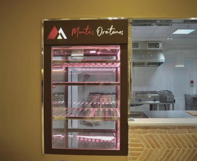 Hotel-Asador Montes Oretanos Pulgar Екстер'єр фото