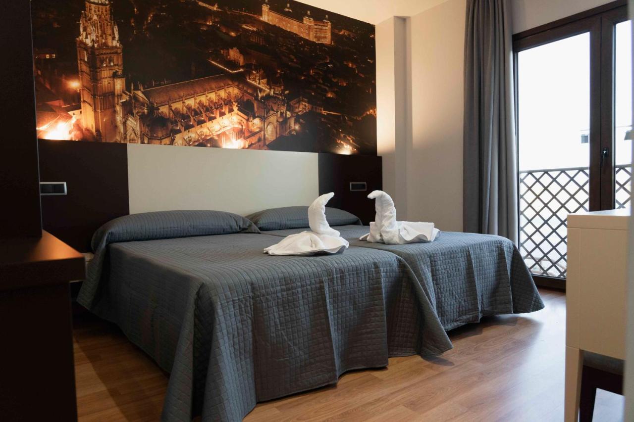 Hotel-Asador Montes Oretanos Pulgar Екстер'єр фото