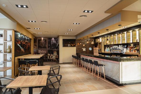 Hotel-Asador Montes Oretanos Pulgar Екстер'єр фото