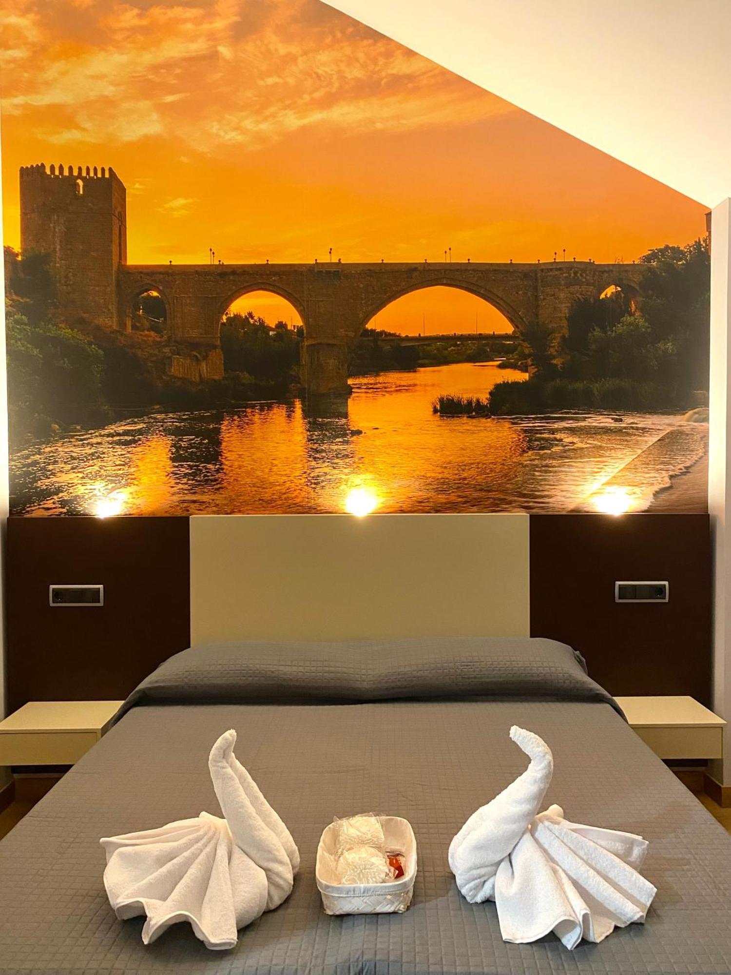 Hotel-Asador Montes Oretanos Pulgar Екстер'єр фото